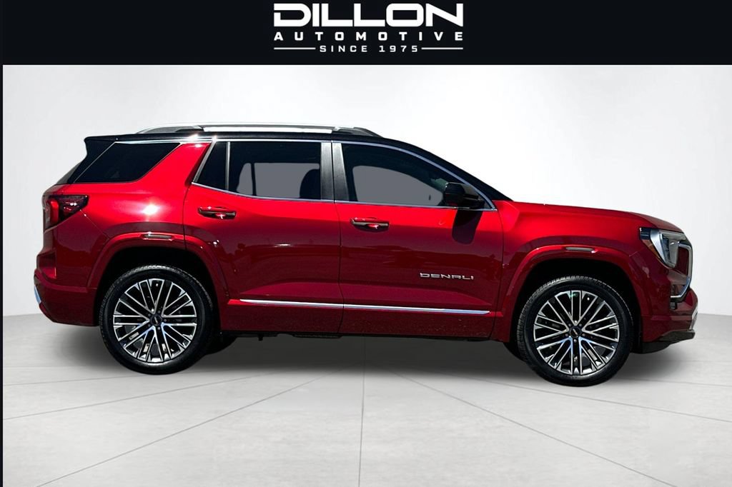 Used 2026 GMC Terrain Denali AWD/4WD image 3