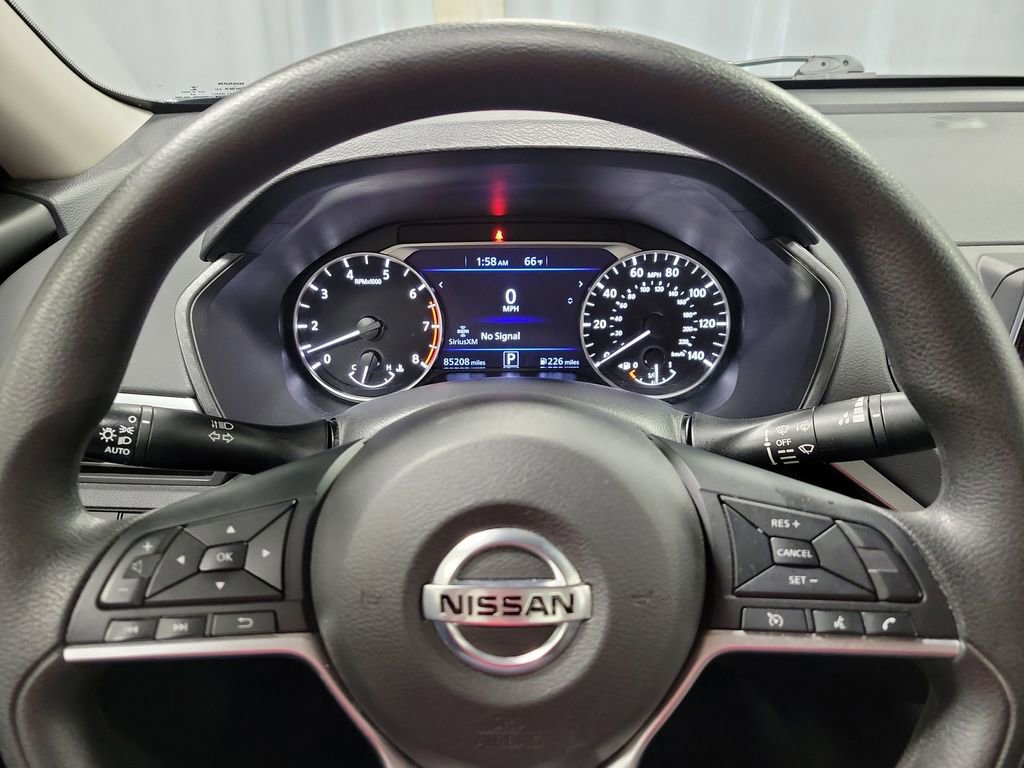 Used 2022 Nissan Altima 2.5 SV image 14