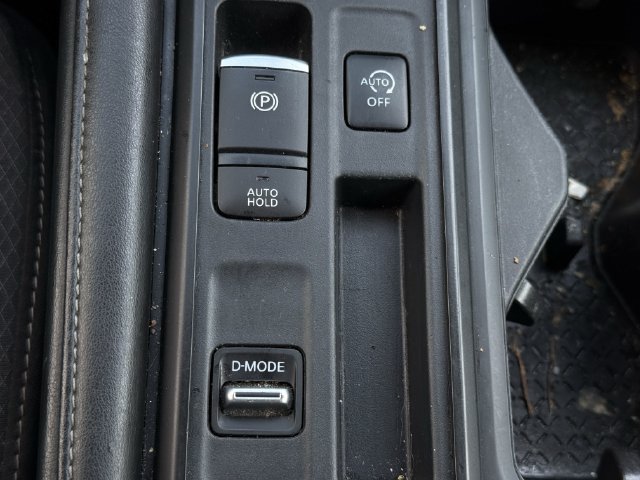 Used 2024 Nissan Pathfinder S w/ Cargo Package FWD image 18