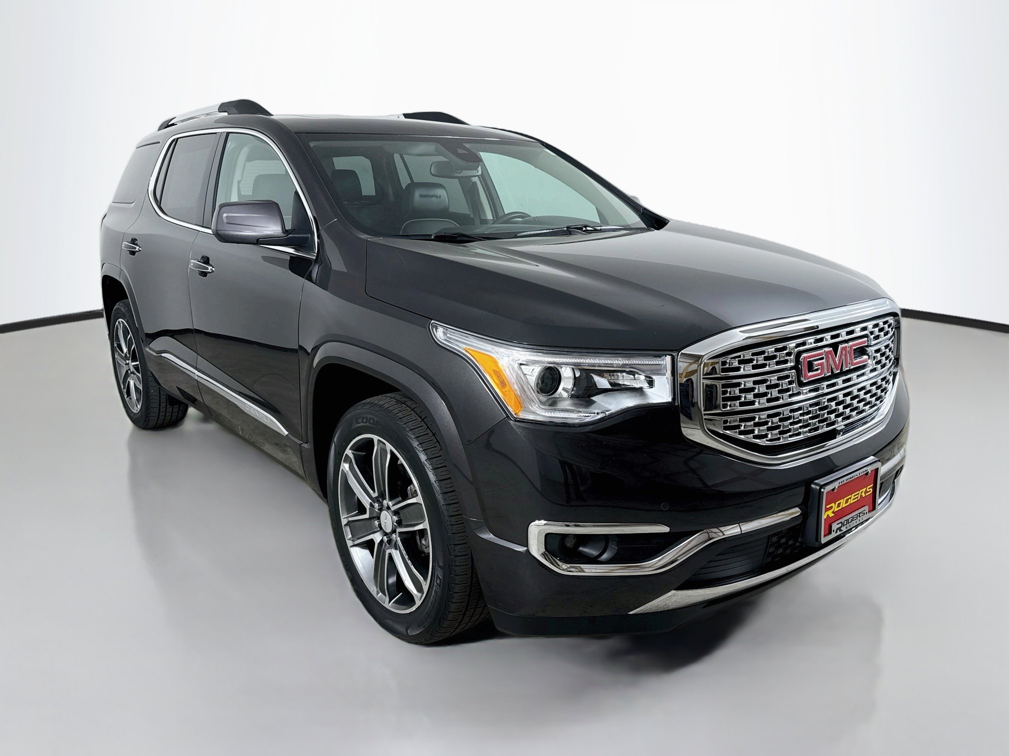 Used 2017 GMC Acadia Denali w/ Technology Package