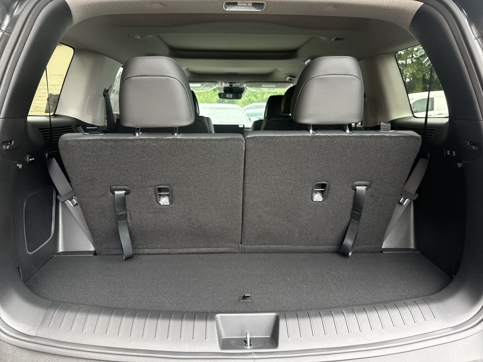 New 2027 Hyundai Santa Fe Limited FWD image 27