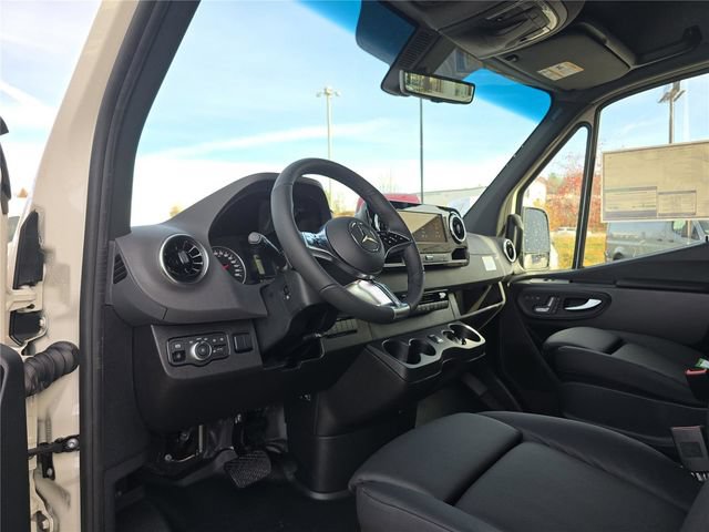 New 2026 Mercedes-Benz Sprinter 2500 image 22