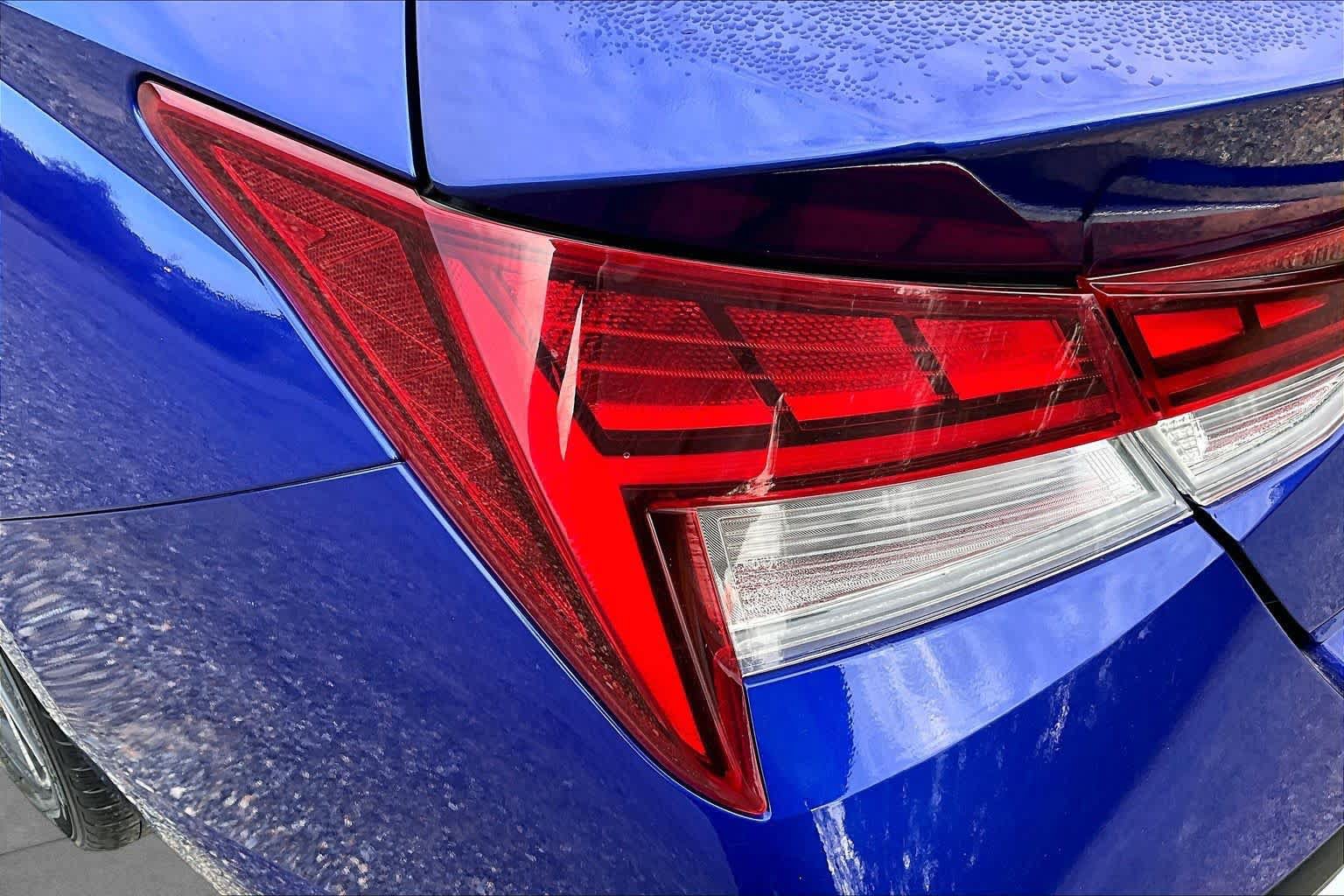 Used 2025 Hyundai Elantra SEL FWD image 29