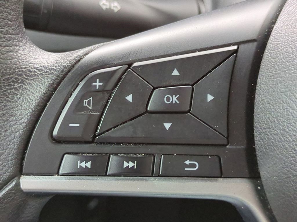 Certified 2022 Nissan Sentra S image 22