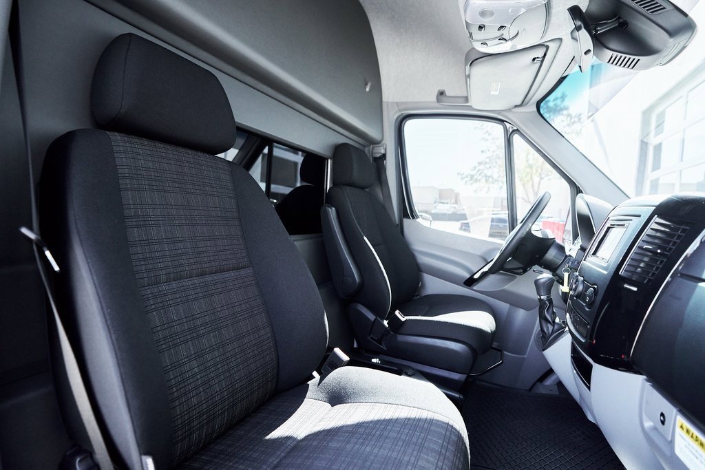 Used 2017 Mercedes-Benz Sprinter 3500 image 30