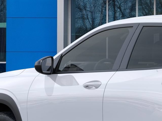 New 2026 Chevrolet Trax RS w/ Sunroof Package FWD image 12