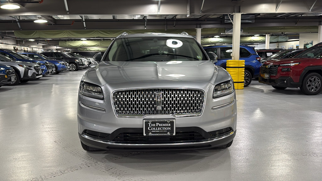 Used 2023 Lincoln Nautilus Reserve AWD/4WD image 6