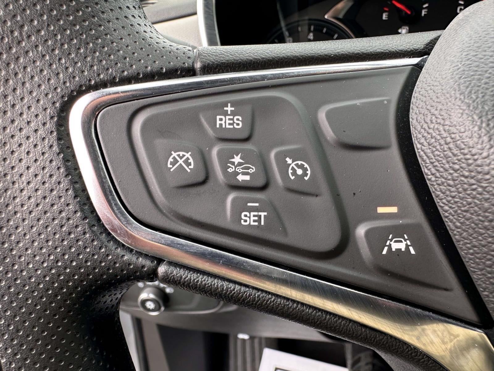 Used 2024 Chevrolet Equinox LS w/ LS Convenience Package AWD/4WD image 16