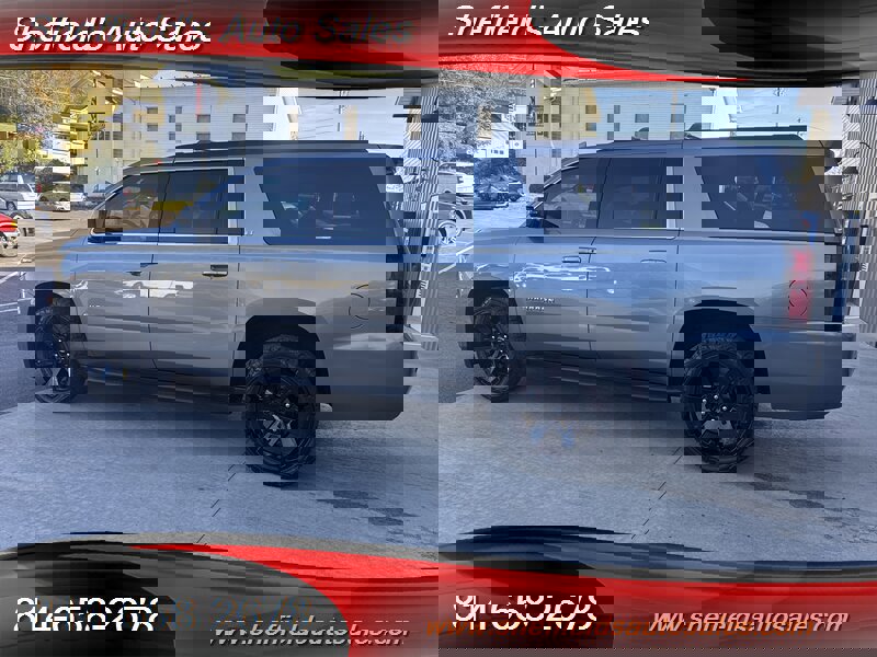 Used 2020 Chevrolet Suburban LT image 8