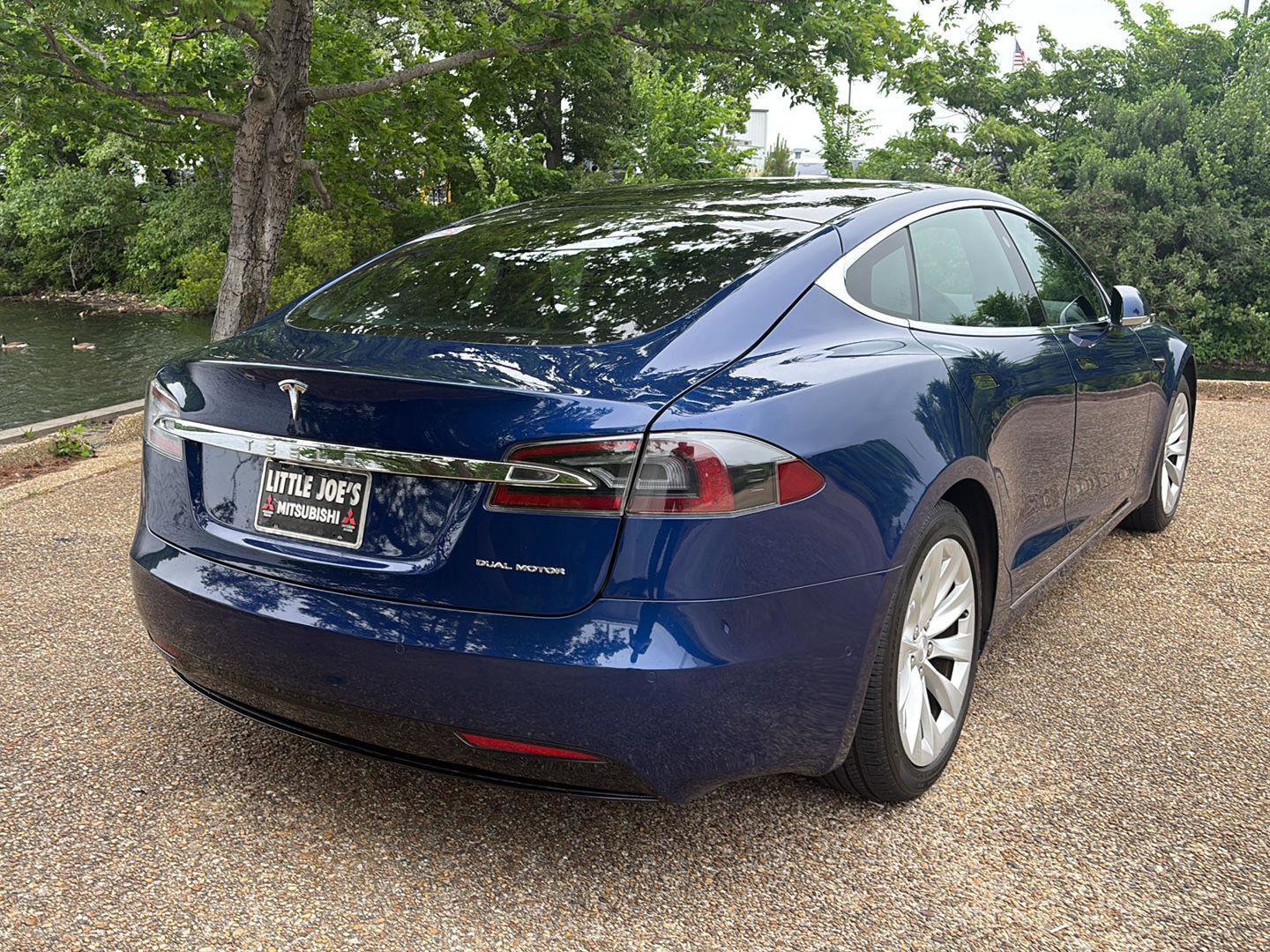 Used 2019 Tesla Model S 100D AWD/4WD image 4