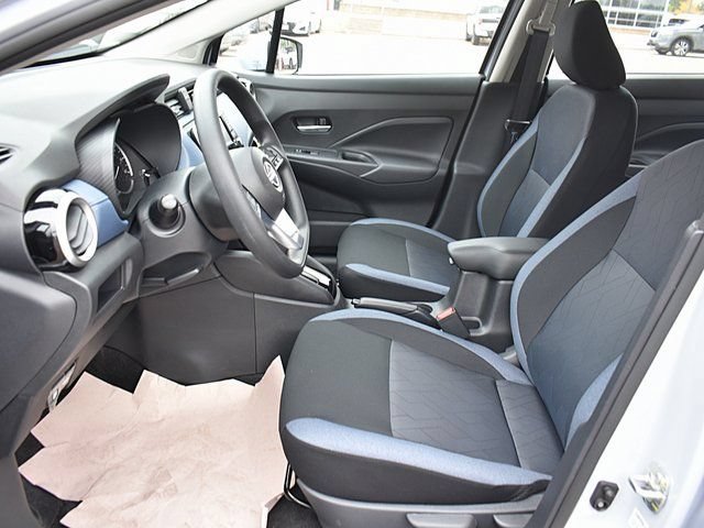 New 2025 Nissan Versa SV w/ Trunk Package FWD image 8