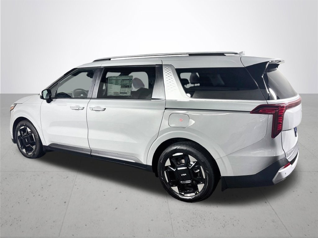 New 2027 Kia Carnival EX FWD image 8