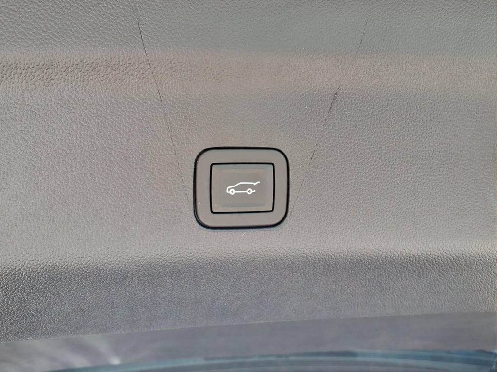 New 2026 Chevrolet Tahoe High Country AWD/4WD image 34
