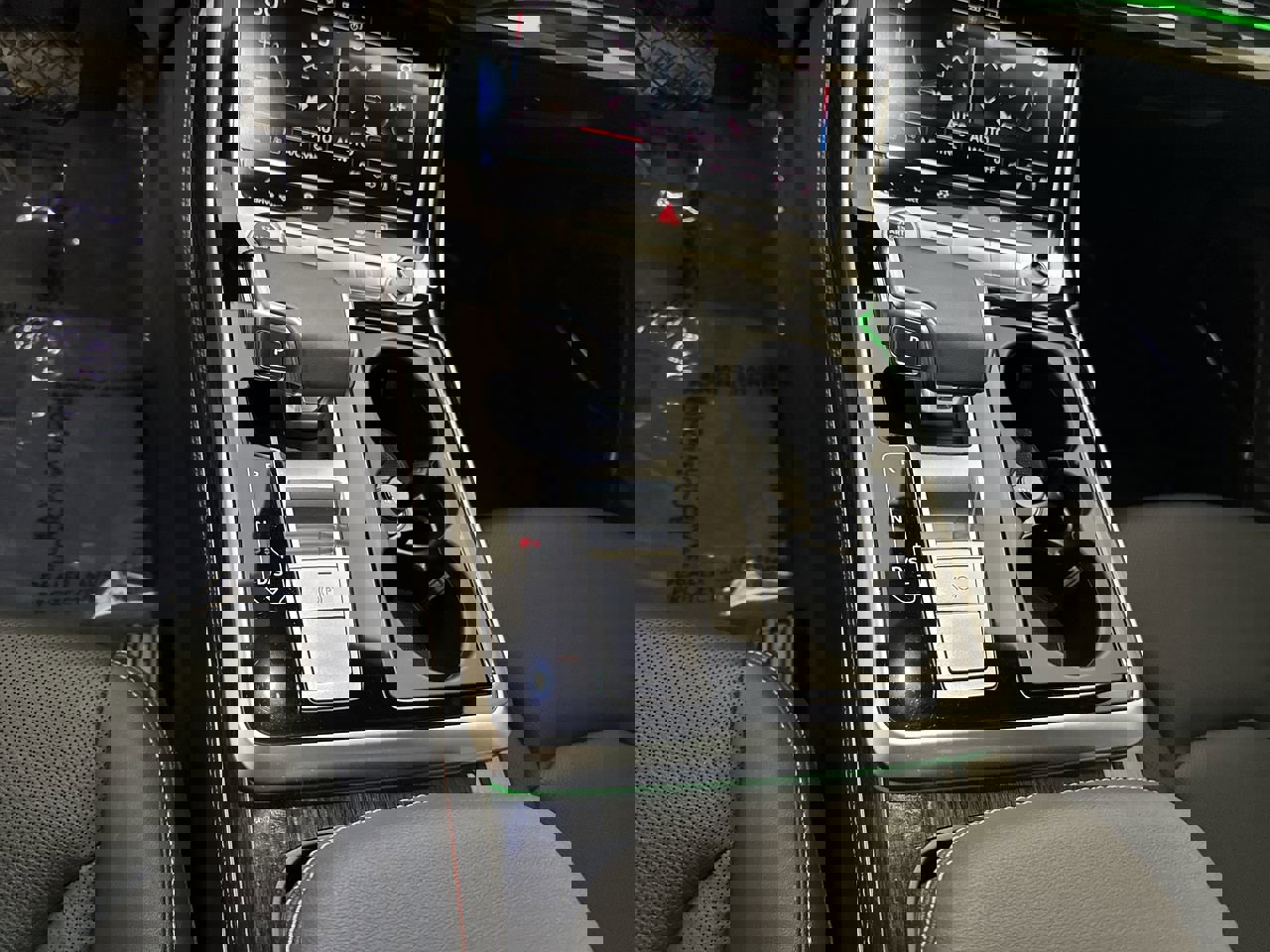 Used 2025 Audi Q8 Premium Plus w/ Premium Plus Package image 23