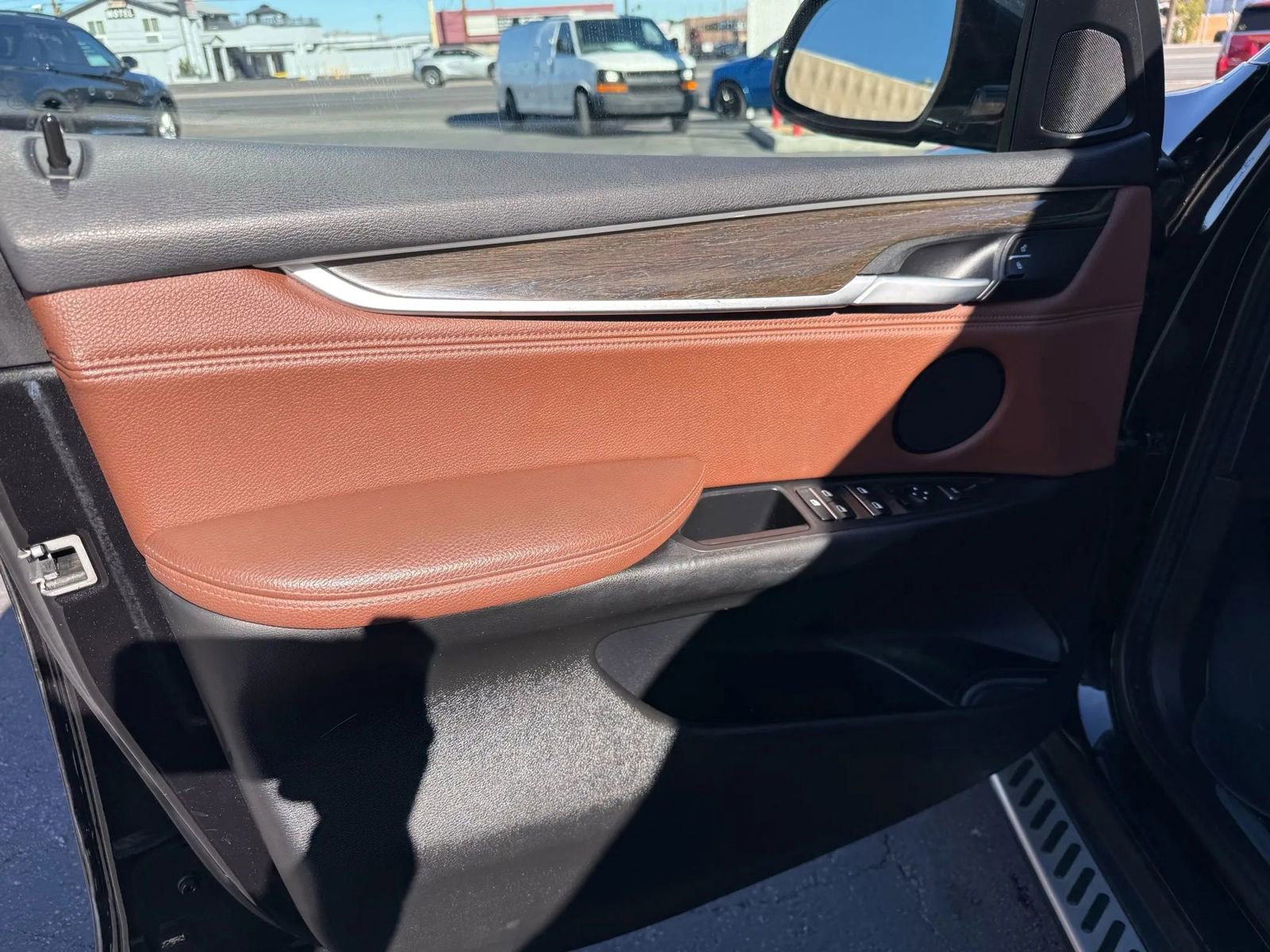 Used 2015 BMW X5 xDrive35i w/ Premium Package image 12