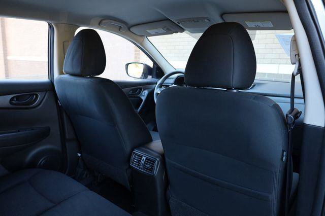 Used 2021 Nissan Rogue Sport S FWD image 22