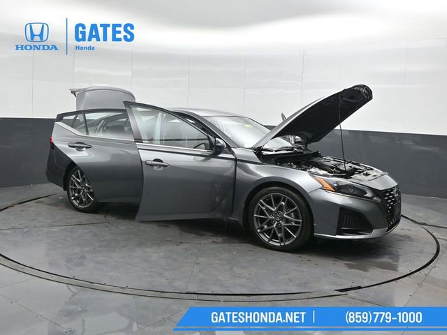 Used 2023 Nissan Altima 2.0 SR image 52