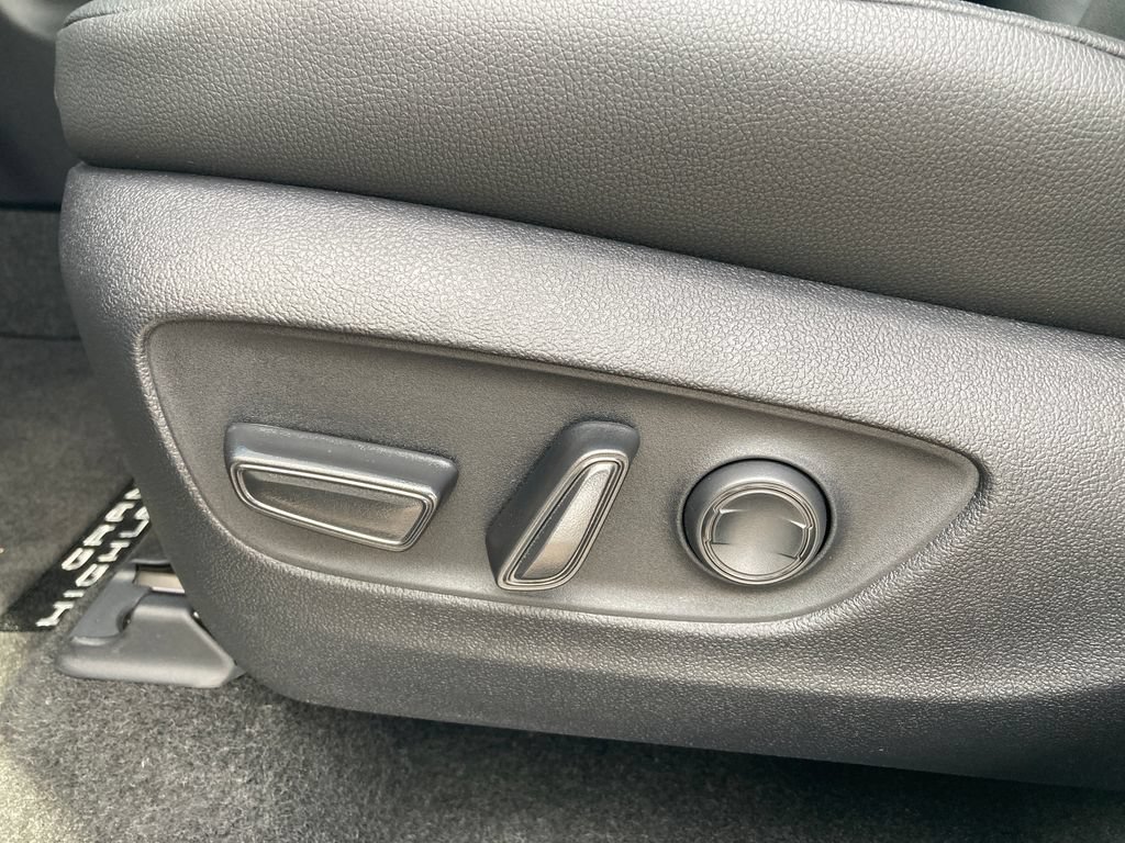 New 2026 Toyota Grand Highlander AWD image 6