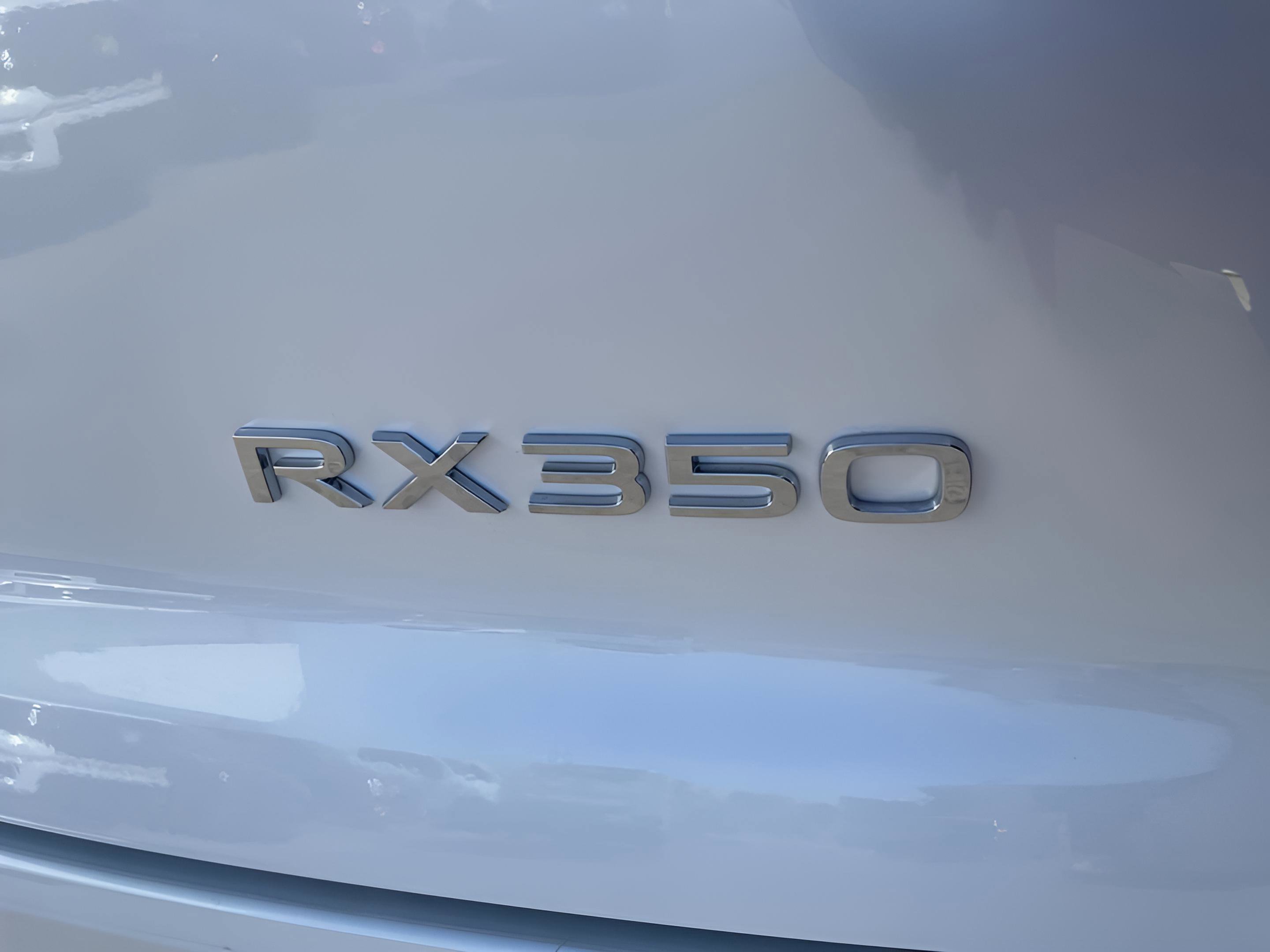 Used 2025 Lexus RX 350 FWD w/ Technology Package image 33