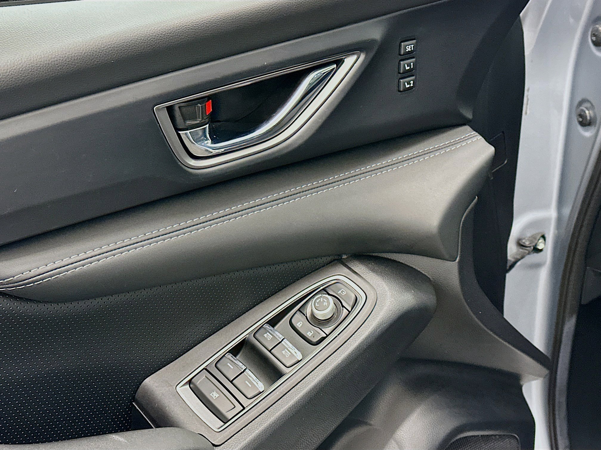 Used 2023 Subaru Ascent Limited w/ Technology Package image 15