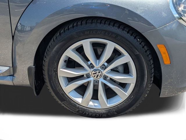 Used 2015 Volkswagen Beetle TDI FWD image 10