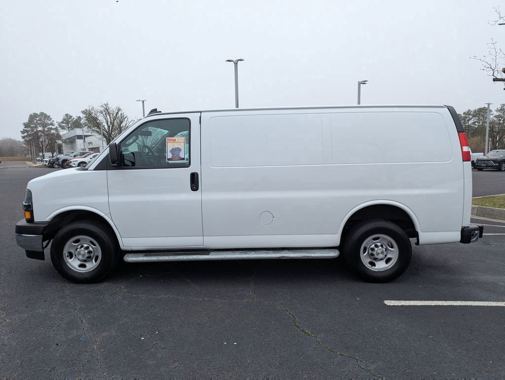 Used 2024 Chevrolet Express 2500 w/ Driver Convenience Package image 6
