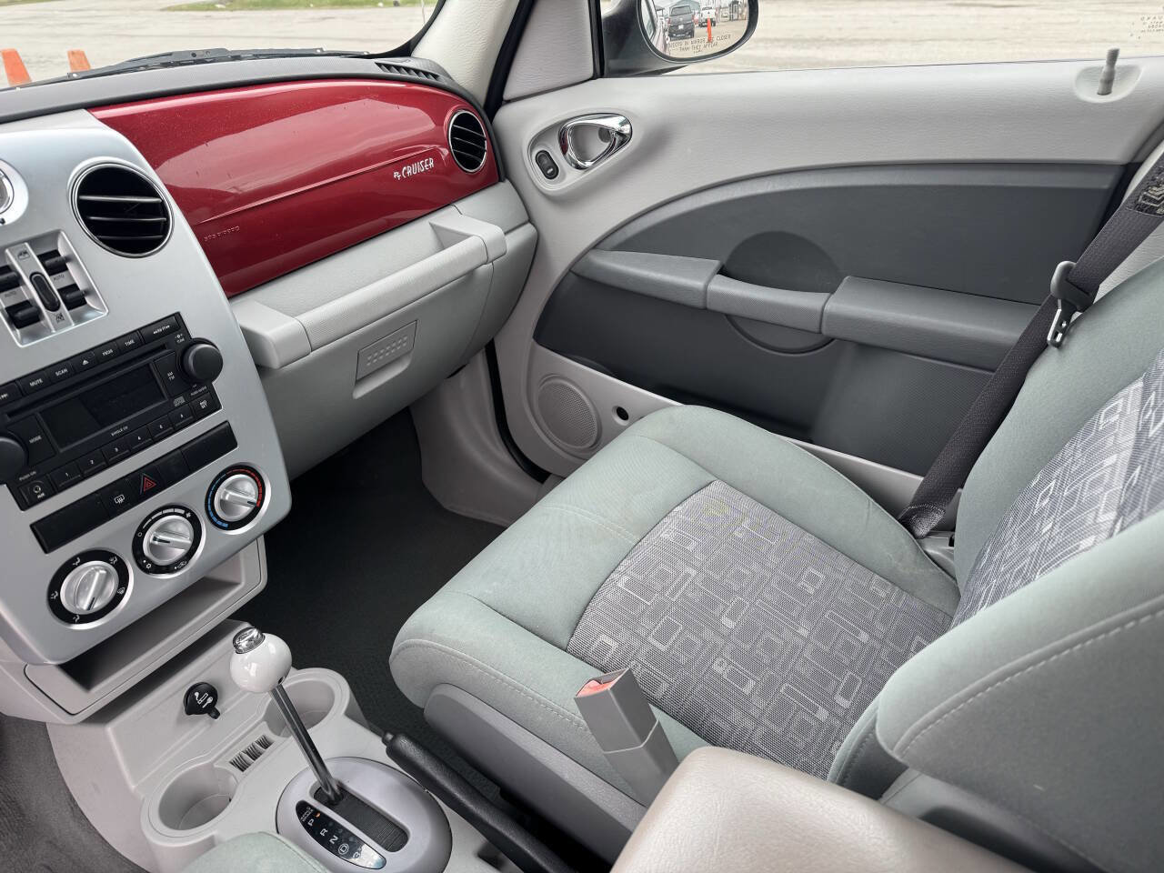 Used 2007 Chrysler PT Cruiser Touring image 24