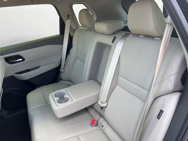 Used 2023 Nissan Rogue SL image 20