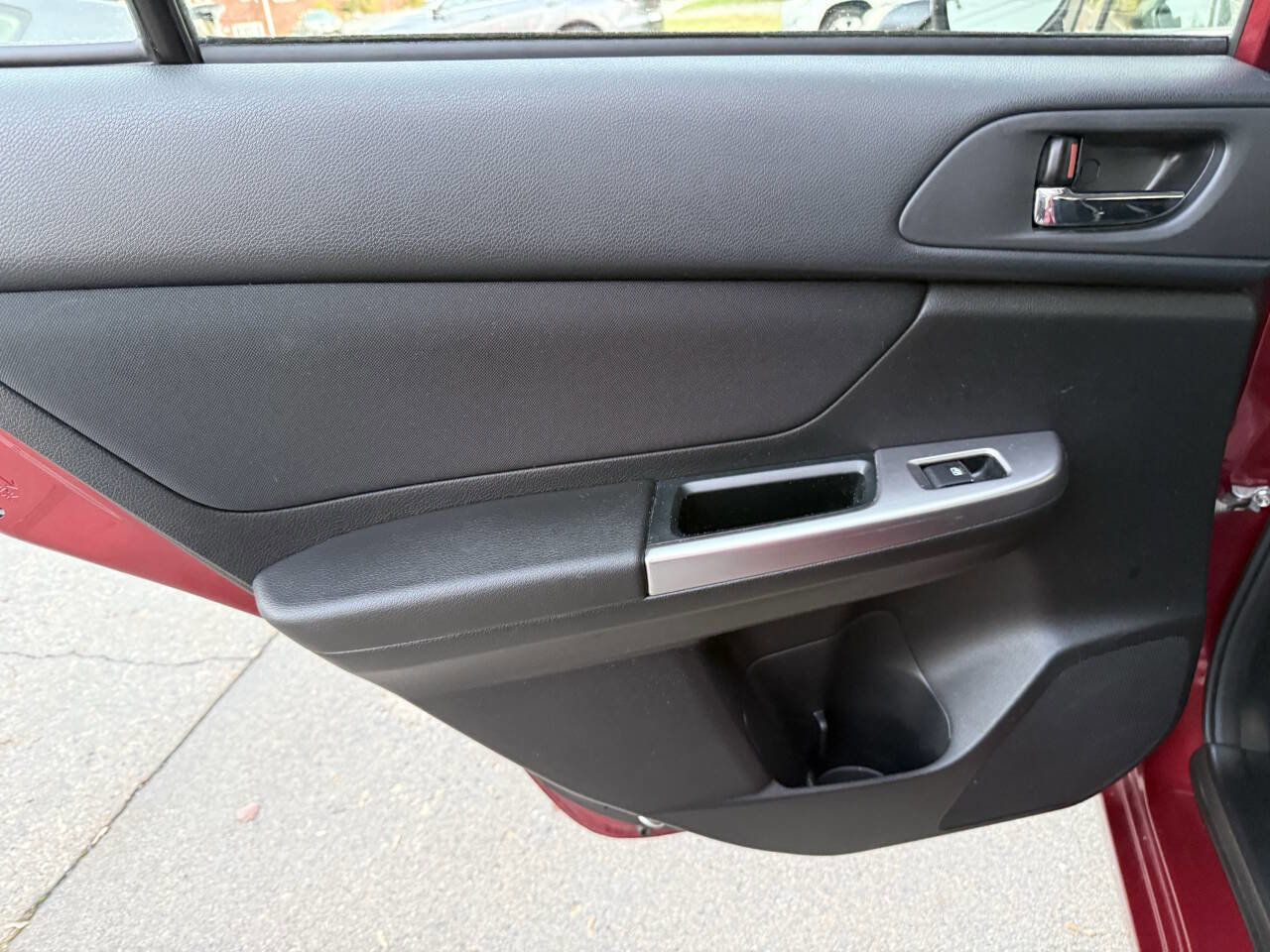Used 2016 Subaru Impreza 2.0i Premium image 25