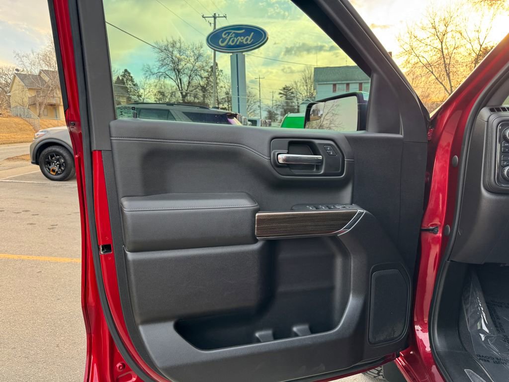 Used 2022 Chevrolet Silverado 1500 LT image 19