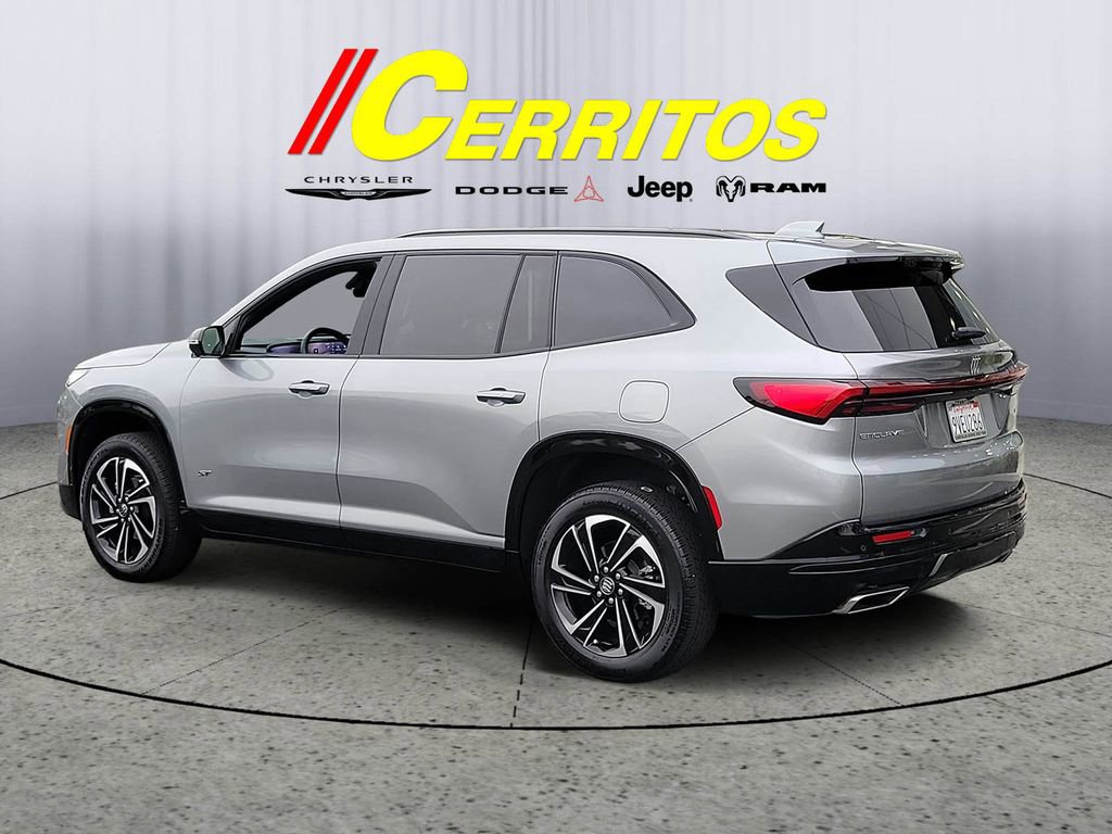 Used 2026 Buick Enclave Sport Touring w/ Power Package FWD image 2