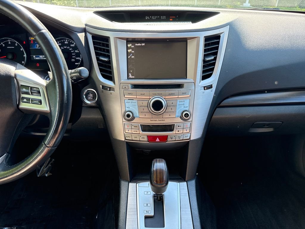 Used 2014 Subaru Outback 2.5i Limited AWD/4WD image 18