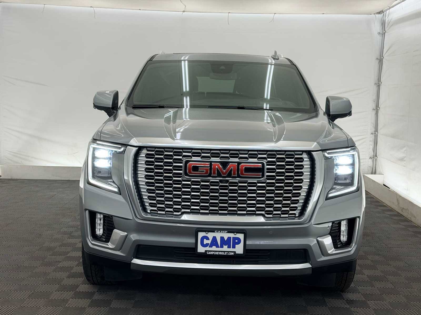 Used 2023 GMC Yukon Denali image 9