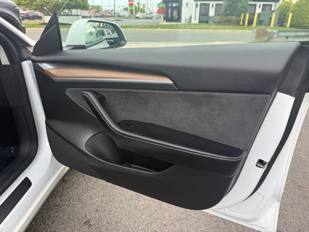 Used 2023 Tesla Model 3 Standard Range RWD image 25
