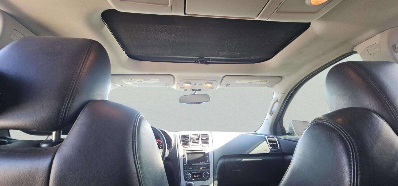 Used 2010 GMC Acadia SLT image 9
