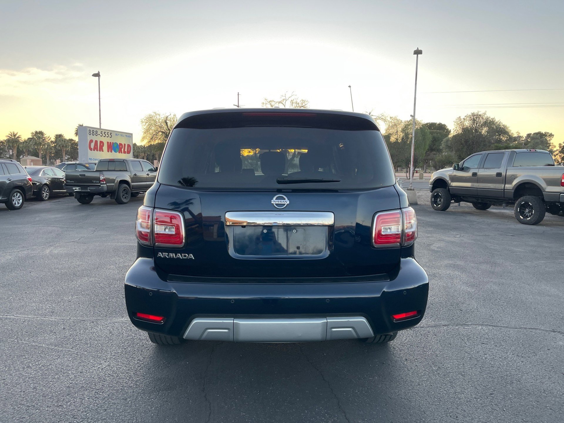 Used 2018 Nissan Armada SV w/ Driver Package AWD/4WD image 4
