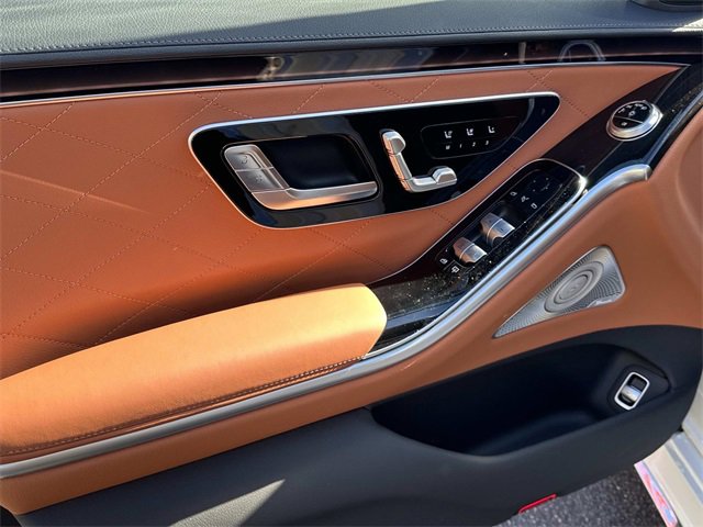 New 2026 Mercedes-Benz S 580 4MATIC Sedan image 13