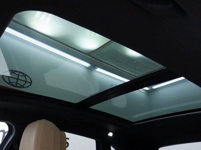 New 2024 Porsche Macan image 19