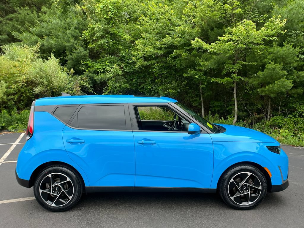 Used 2023 Kia Soul EX FWD image 6