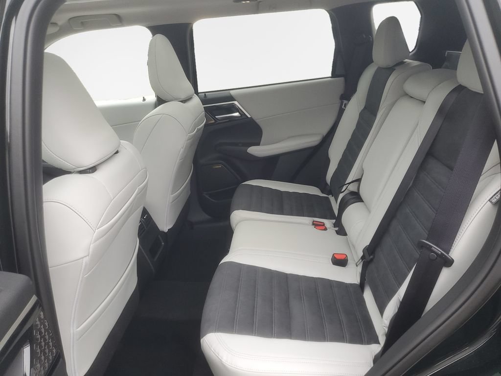 New 2026 Mitsubishi Outlander SE AWD/4WD image 24
