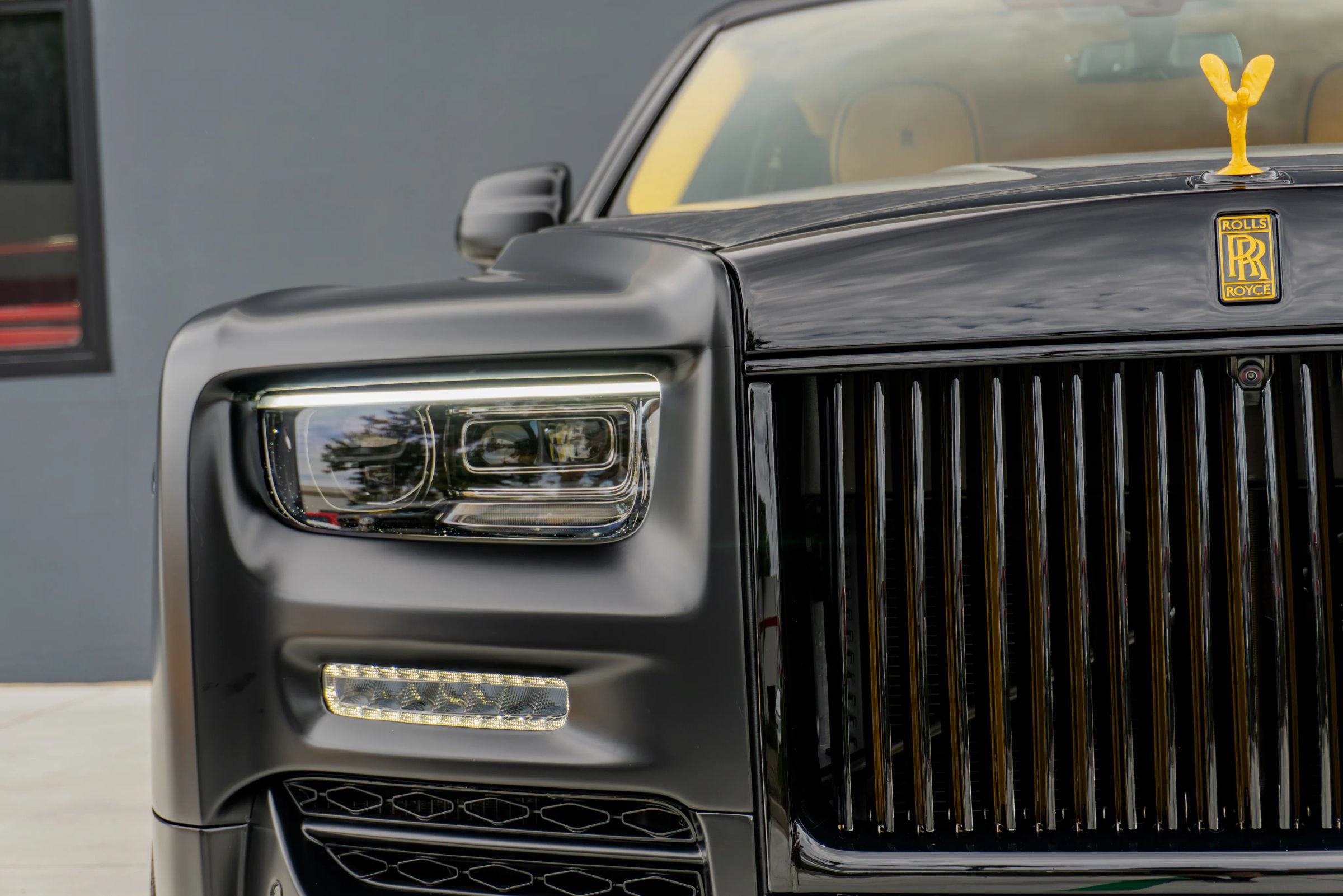 Used 2027 Rolls-Royce Phantom Sedan RWD image 35