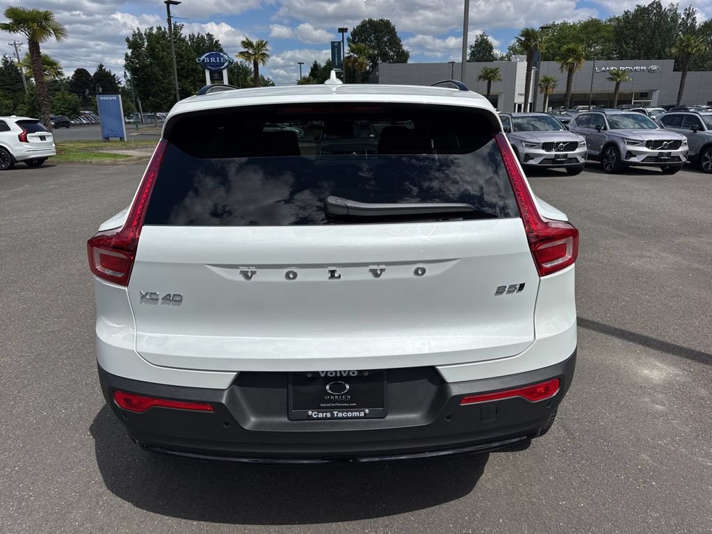 New 2026 Volvo XC40 B5 Plus w/ Climate Package AWD/4WD image 6