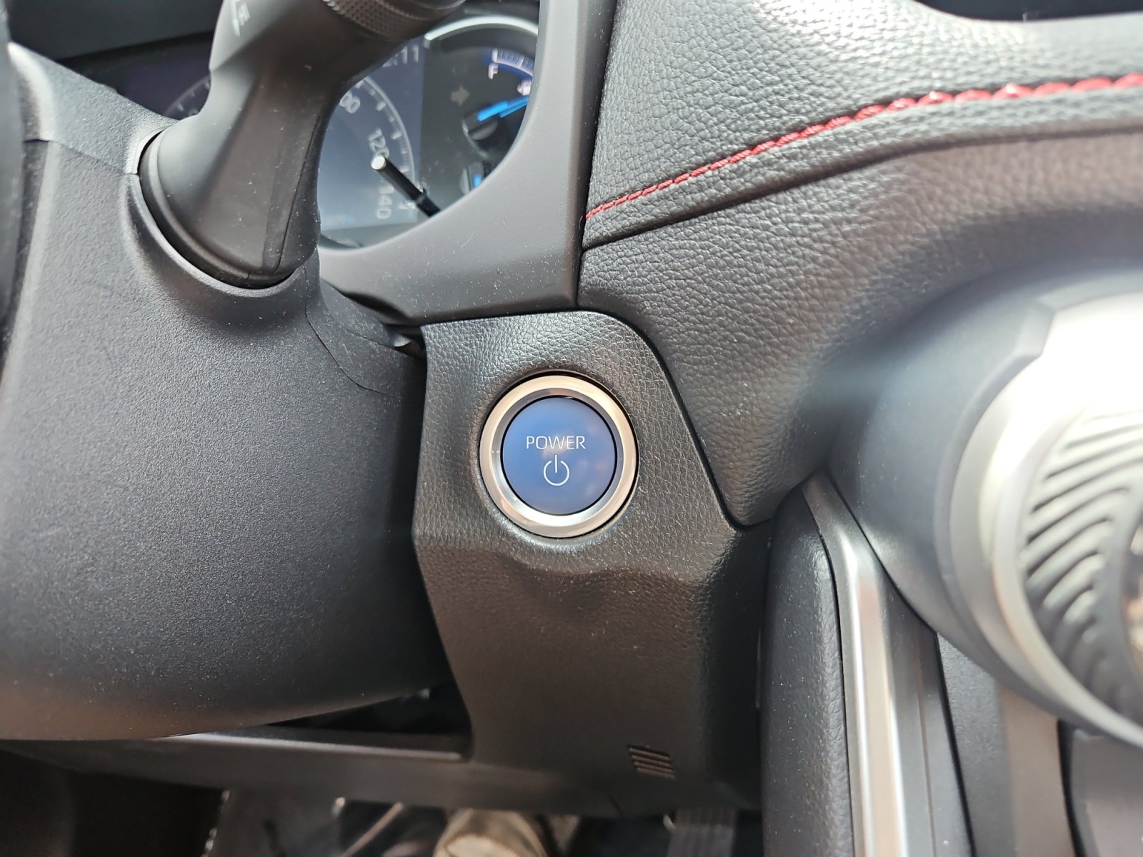 Used 2022 Toyota RAV4 SE AWD/4WD image 19