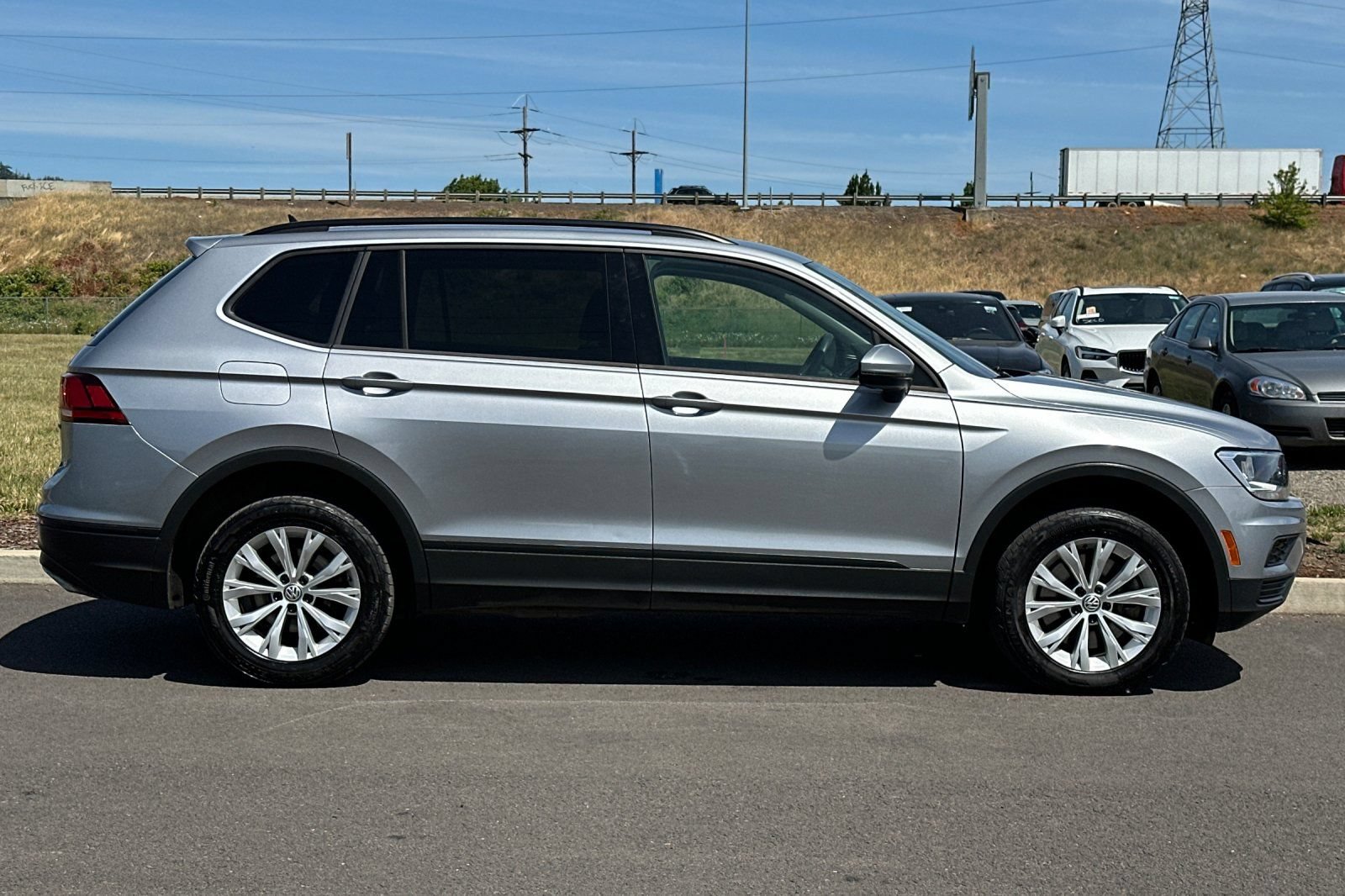 Used 2020 Volkswagen Tiguan S AWD/4WD image 2