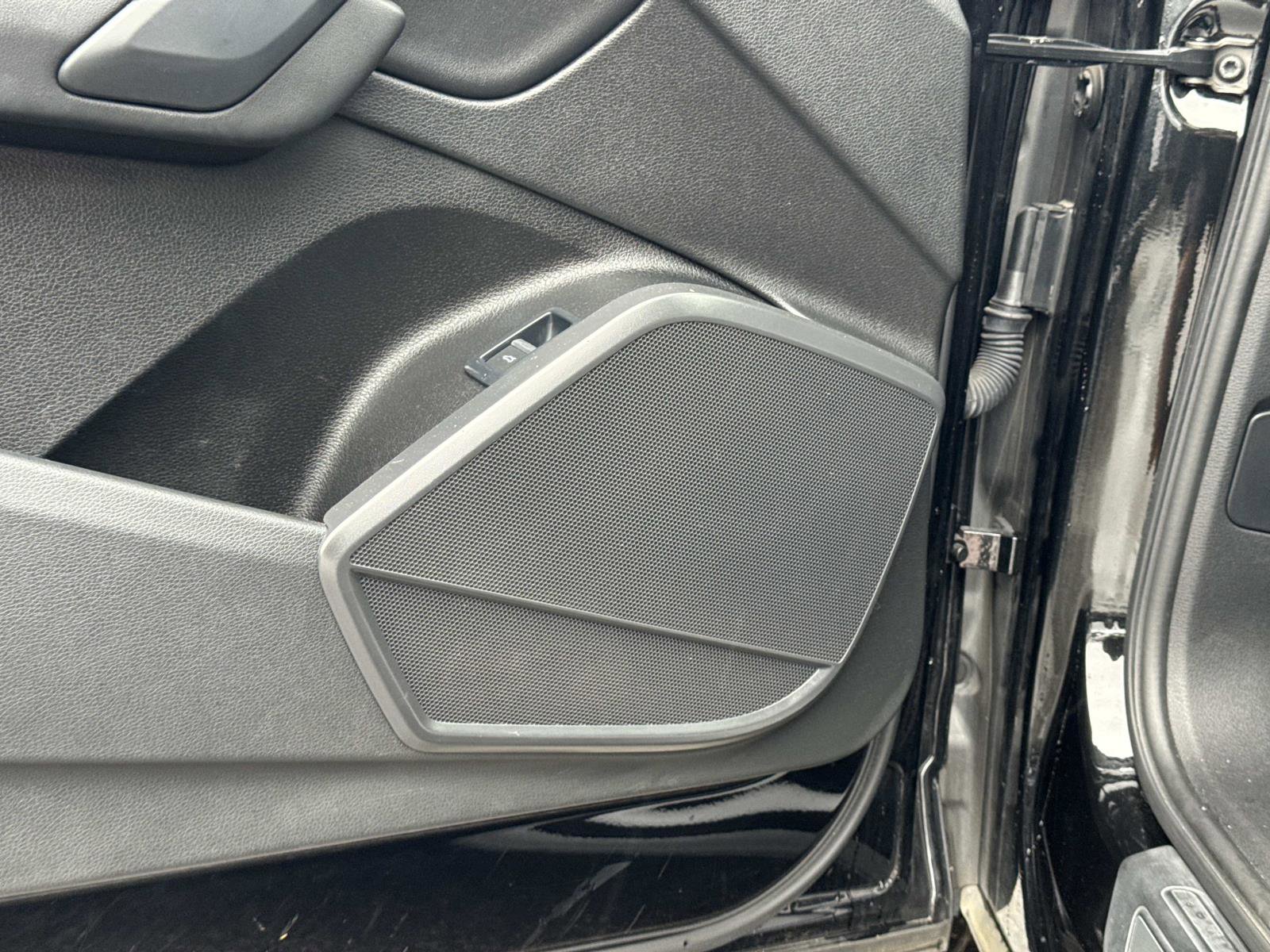 Used 2021 Audi Q5 Premium Plus w/ Premium Plus Package image 20