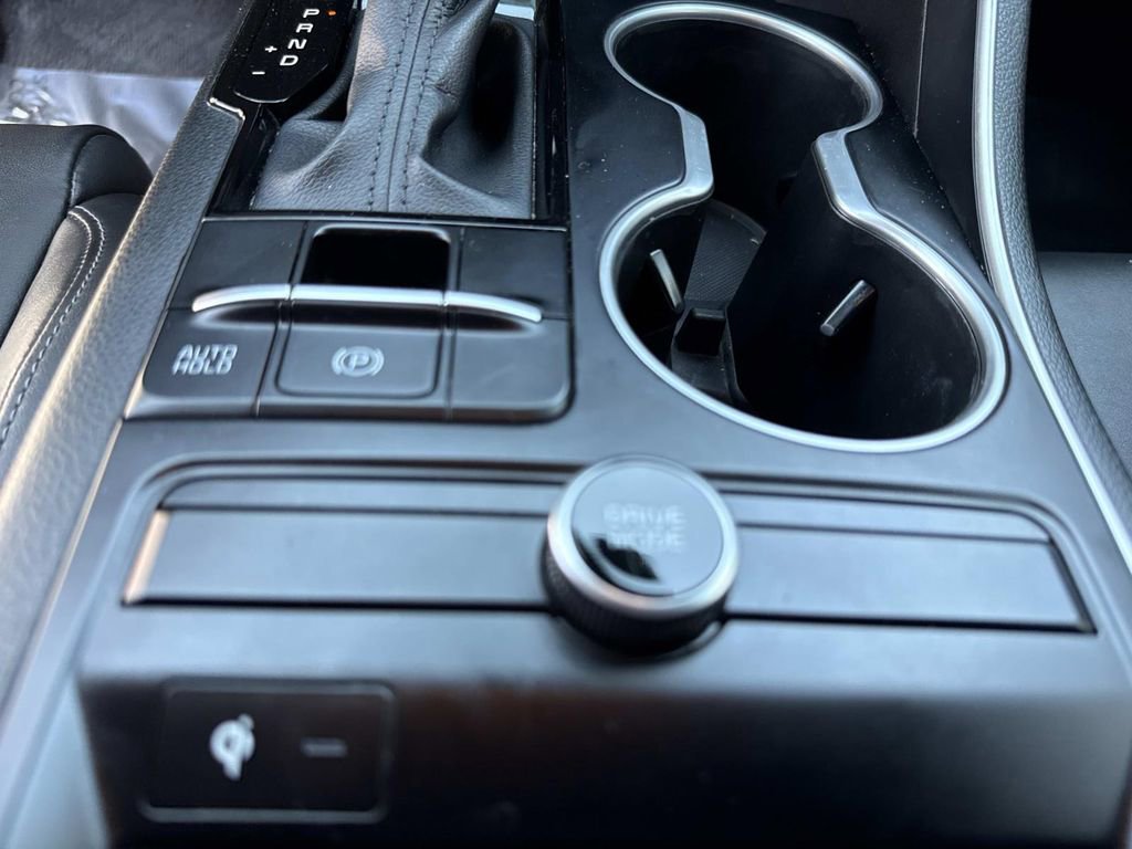 Used 2023 Kia K5 GT-Line image 34