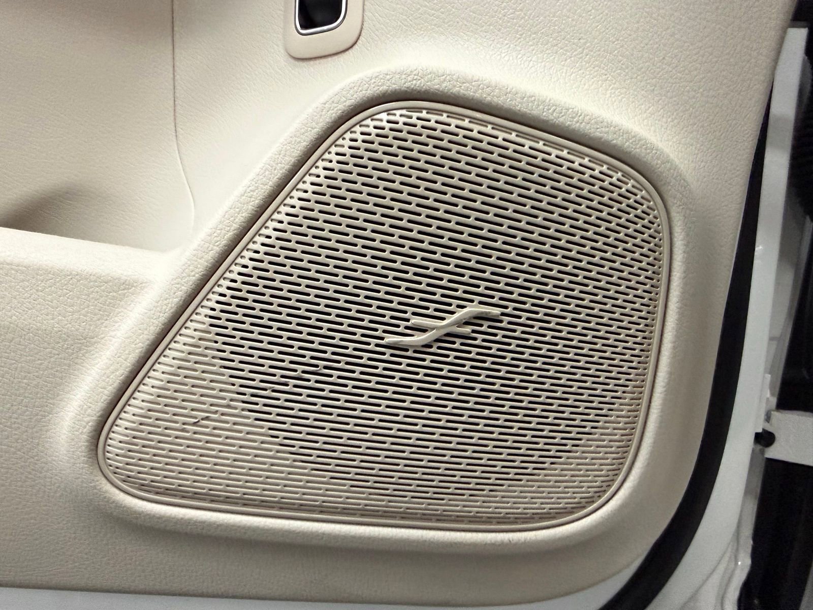 Certified 2025 Mercedes-Benz GLA 250 image 20