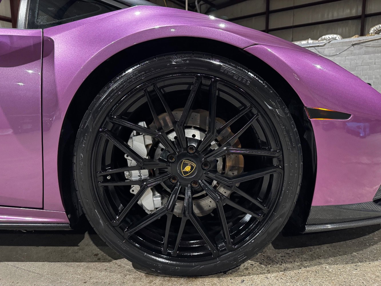 Used 2022 Lamborghini Huracan EVO image 41