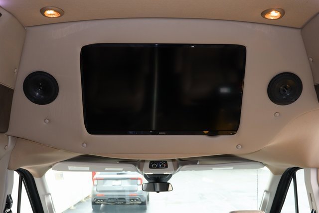 Used 2024 Ford Transit 250 148 High Roof Extended AWD image 11