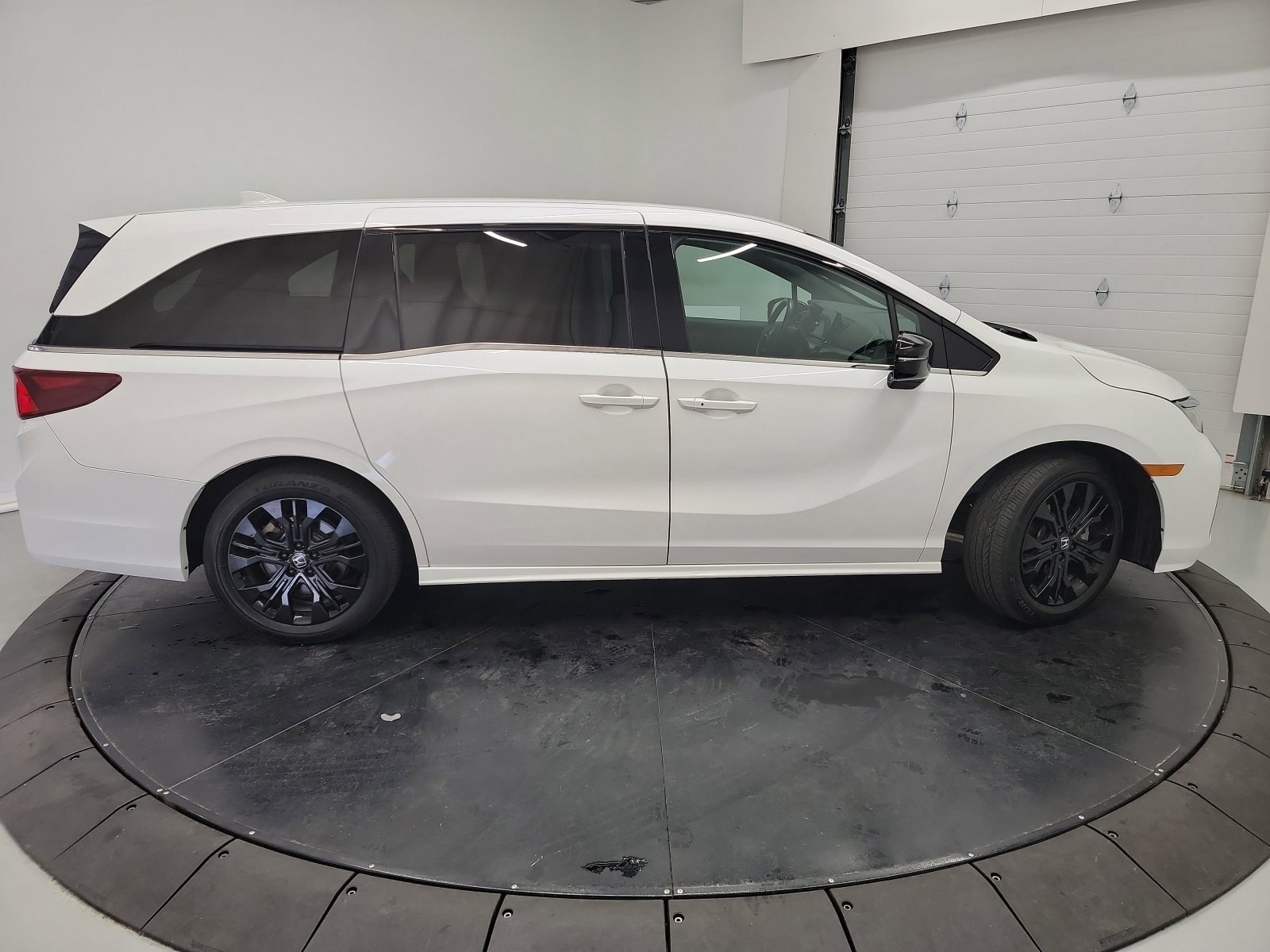 Certified 2025 Honda Odyssey Sport-L image 11
